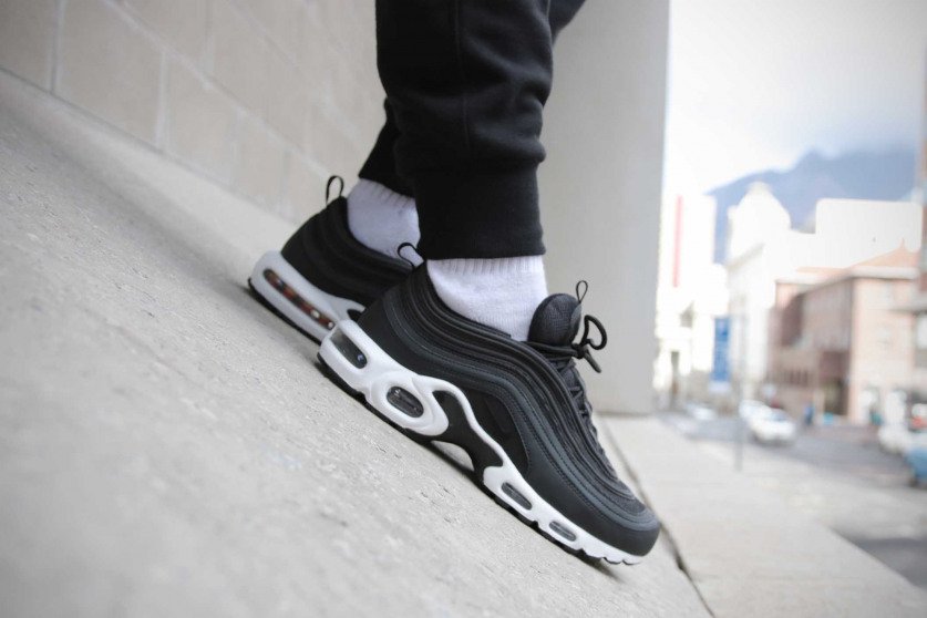 nikelab air max 97 plus
