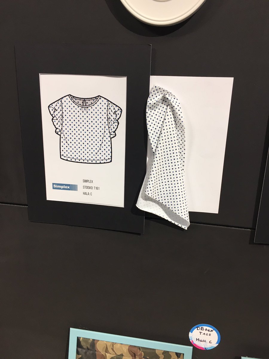 simplex_knit's tweet image. Day 1 of Fast Textile in Warsaw, Poland - see our fabrics and prints featured in the trend forum! #travel #fabrics #manufacturers