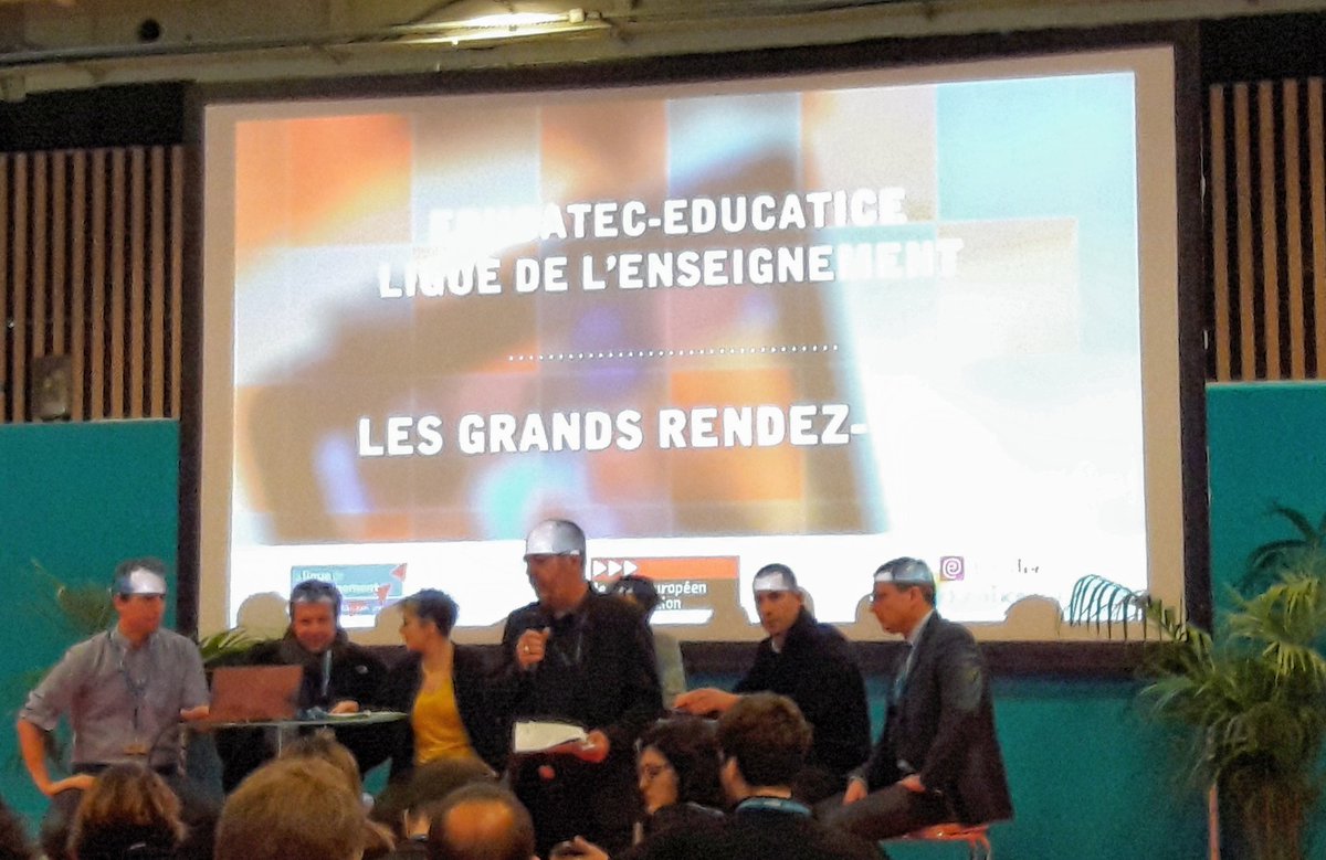 ORME2's tweet photo. Cinq expérimentations autour de la thématique "Innover pour construire les espaces de demain" du #LabCDC présentées par @weblaligue, parmi lesquelles l'expérimentation du collège Roumanille d'Avignon qui était au dernier #MardiNum 
#FormeScolaire 
#EducatecTice https://t.co/bSQbCAWTzC