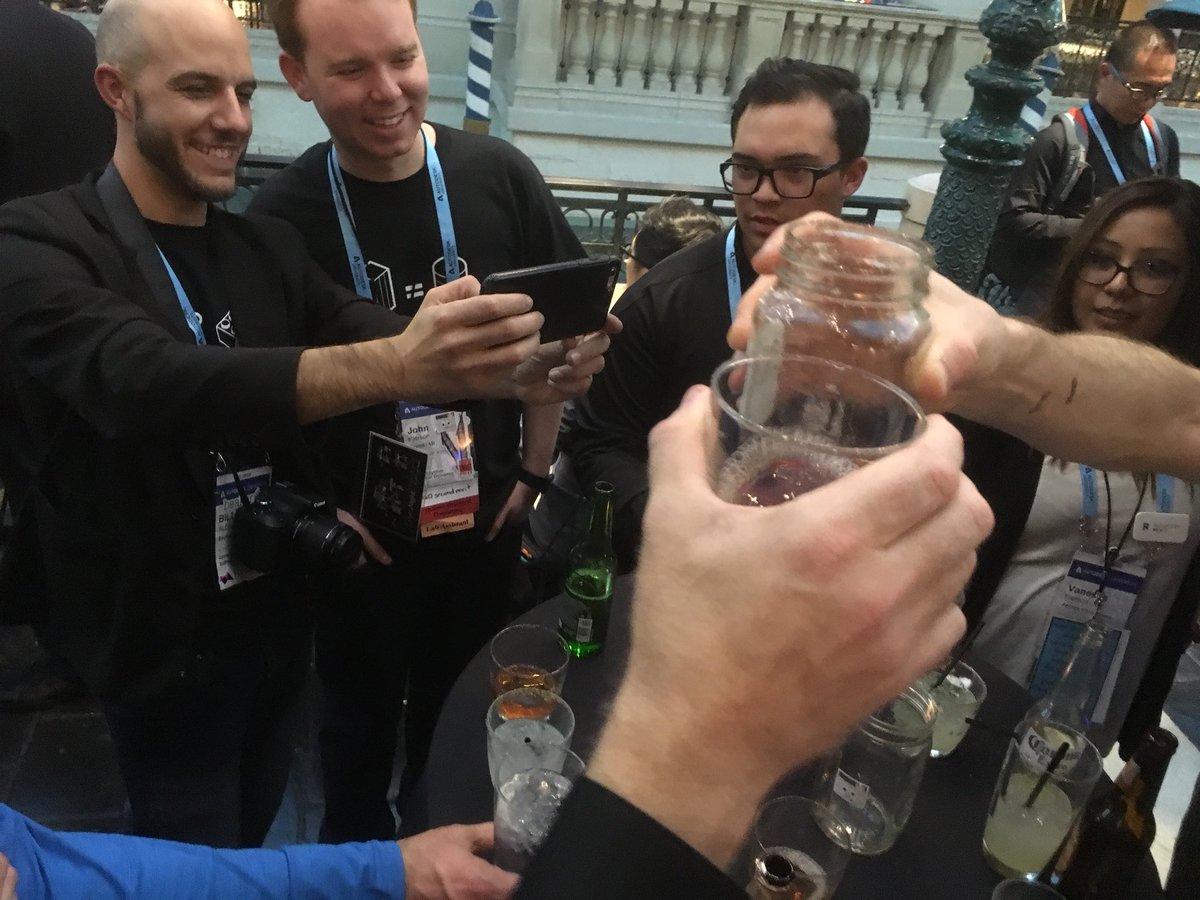 MattJezyk's tweet photo. Thanks for coming to our #DynaNight party at #AU2017! Great to see so much of the @DynamoBIM community, and lines out the door! https://t.co/RpQD3XD01l