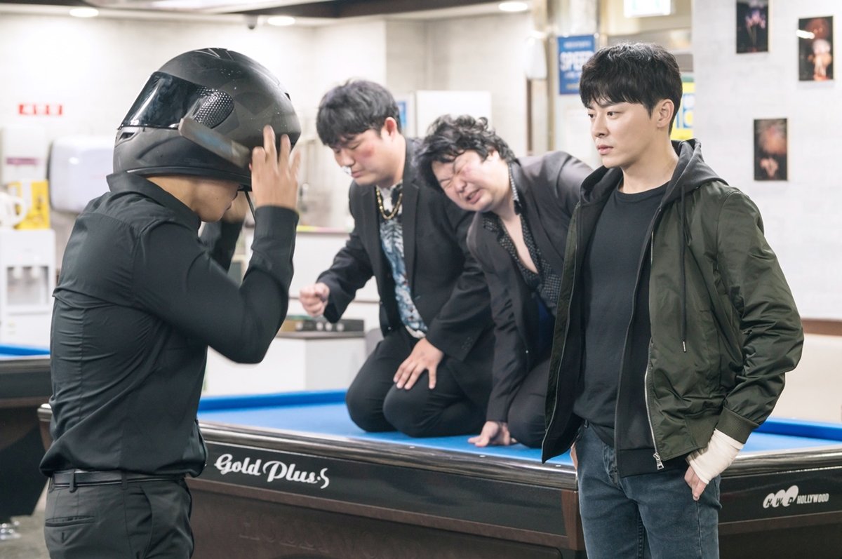 야! 너두 #투깝스 #조정석 스틸컷 봤어? 나두 봤어~ 너두 나두 투깝스❤️Translate post