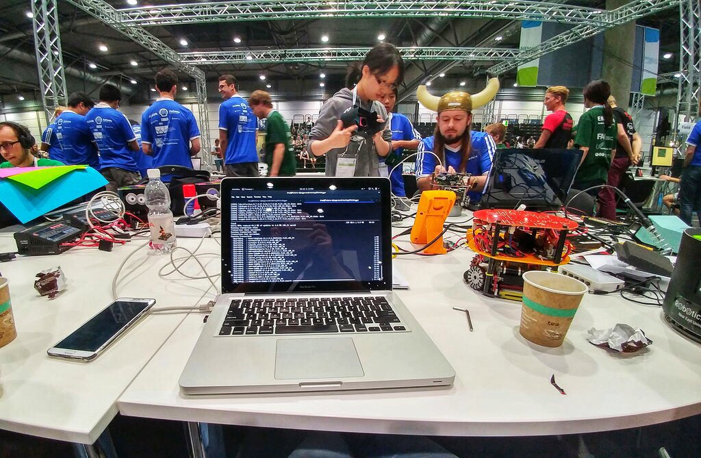 NeuRoboticsLab's tweet photo. Photo from the 2016 RoboCup in Leipzig, Germany. #robotics #robotic #engineering #innovation #tech #robocup2016 #technology #robocup #robotlove #engineeringlife #roboticsoccer #soccer #football #neuroboticslab #artificialintelligence #neuislanders #ydü https://t.co/7IjrzqtOsY