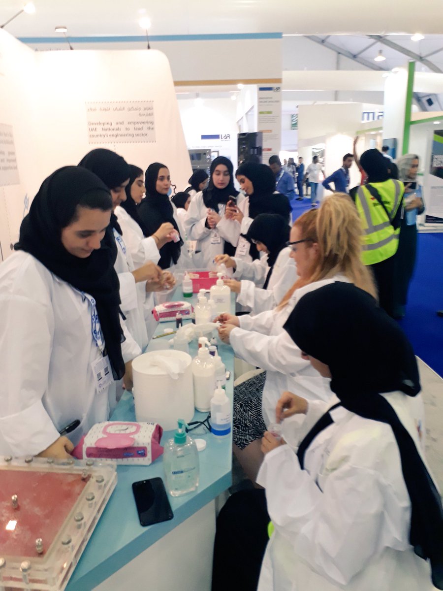 KhalifaUni's tweet photo. Highlights from #KhalifaUniofScienceandTech students’ participation at the #PIUAE stand at #ADIPEC https://t.co/k2LLGDa11f