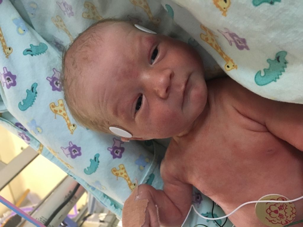 PoppetPatch's tweet photo. To help raise awareness, please wear purple on Fri 17 Nov, tag @Pampers_SA and they will donate nappies to hospitals across South Africa to support preemies and their parents. cc @Newborns_Trust #WorldPrematurityDay #purple4preemies #TouchesOfLove https://t.co/Q85HdBrtpd https://t.co/z0guZYzZ4n