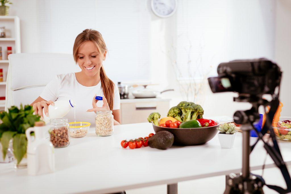 sweetbaking's tweet photo. How to Monetize Your #FoodBlog with SEO Tips https://t.co/SNgagosMCh via @theseocrawler https://t.co/3Nwhpb4dvZ
