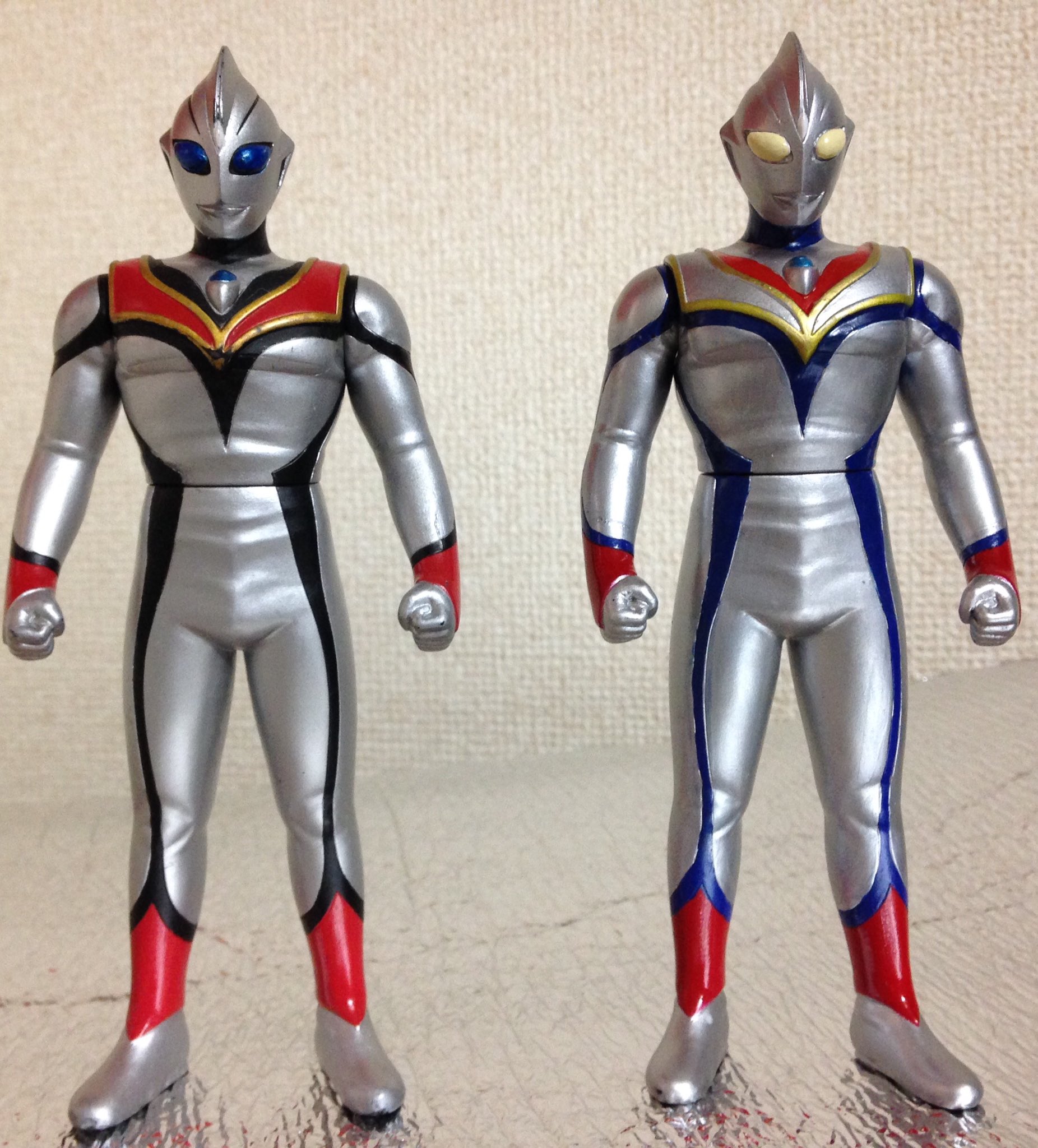 ウルトラマン　ウルトラヒーローセット　ウルトラマンティガ　イーヴィルティガ ウルトラヒーローシリーズEX ウルトラマンティガ25周年記念