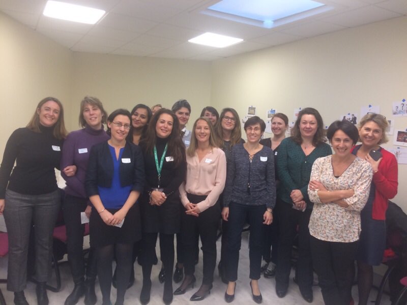franckbacci's tweet photo. #BDDF'ELLES #BNPP_MixCity - 1er atelier de développement personnel  permettant de favoriser la mixité. Bravo pour votre implication. https://t.co/XFNFgEQoWF