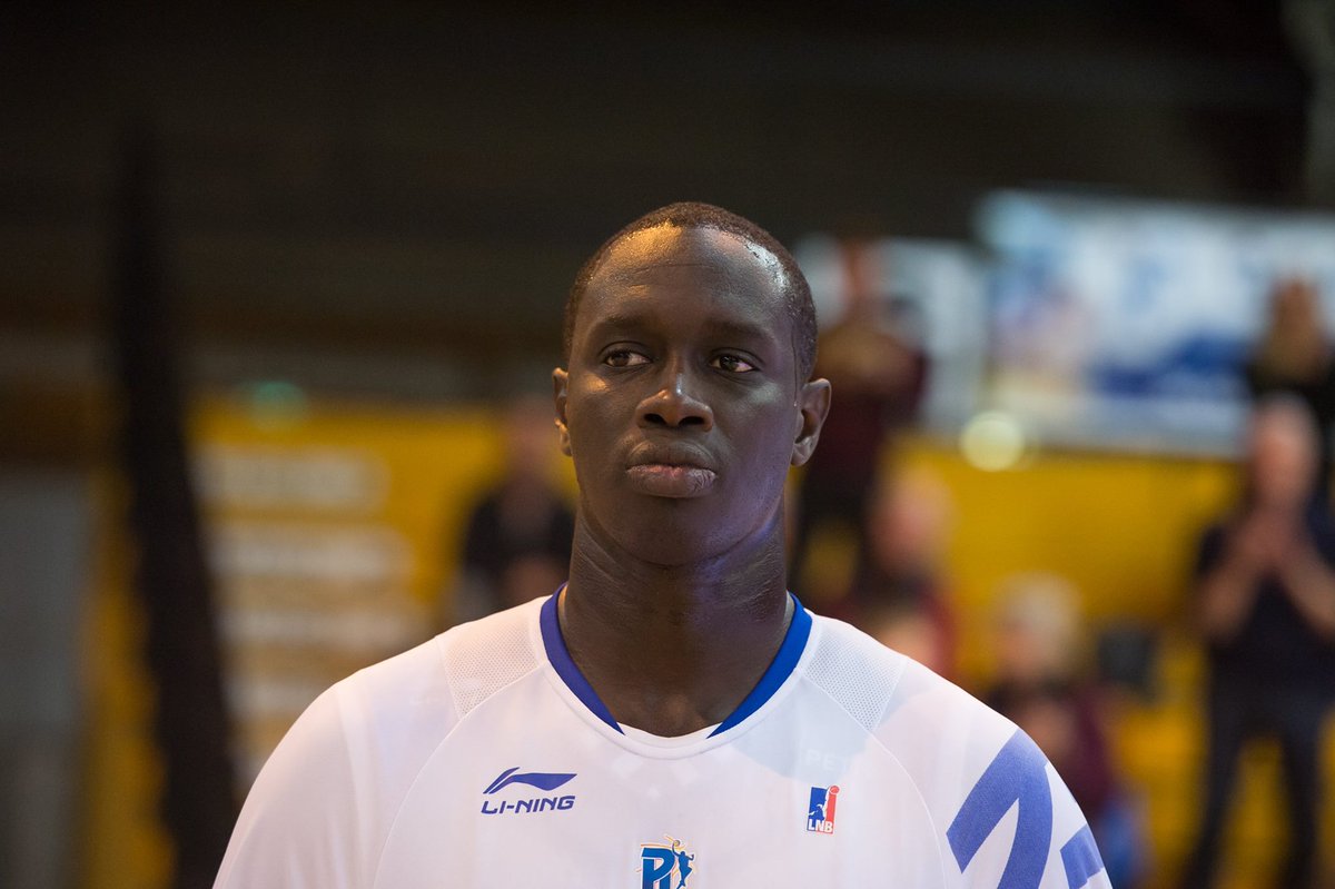 Be_BasketFr's tweet photo. [Transfert] #NM1 Maleye N'Doye reste non loin de chez lui dans le 92 et reprend du service à Rueil où il remplace Rashad Hassan ➡️ https://t.co/41ij9EtSjo 
📷 @seb_gphoto https://t.co/Epl3IxBlvg