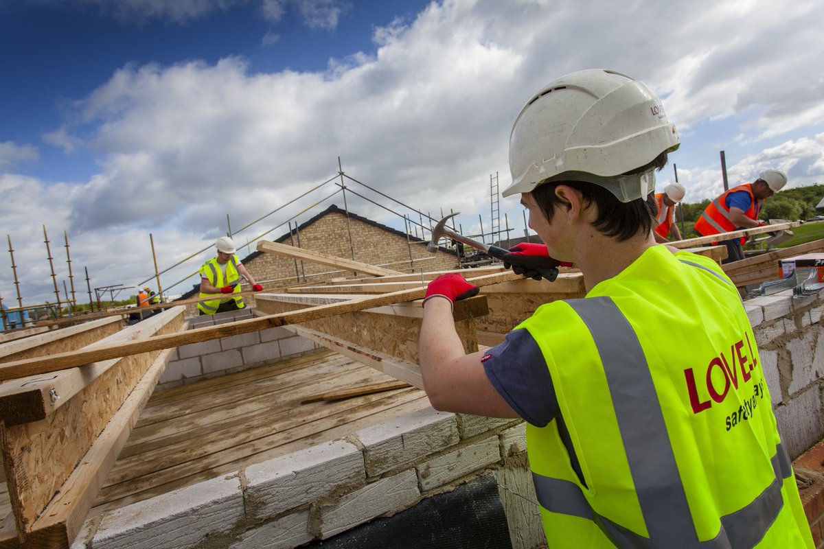 Lovell_UK's tweet photo. A career in construction can mean lots of time on site working on some of our flagship projects. View latest #jobs https://t.co/GYBV4InSZs #careers #hiring https://t.co/MXvJ2Tjn9r
