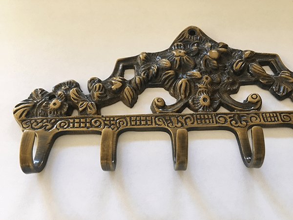 SignatureThings's tweet photo. #SpecialSale ON!😀 #WallMounted VICTORIAN HOOK RACK - 6 Hooks @SignatureThings with #AntiqueBrass Finished. 👉ONLY on $17.99. #ShopNow on https://t.co/U5uxl02HU8 #HookRack #BrassHooks #SolidBrass #Hooks #KeyRack #WallHook #KeyHolders #Sale #LimitedPeriod https://t.co/D4LR4MbBYT
