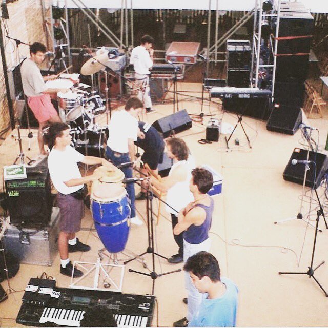 CanariasAllStar's tweet photo. #decada90 #orquestaguayaba con @MoiseGonzalez #franrodriguez #luisramirez #jordiarocha @AlcaldeBermudez @CasaCarnavalSC @Carnaval_Tfe https://t.co/8O7uBAy0Df