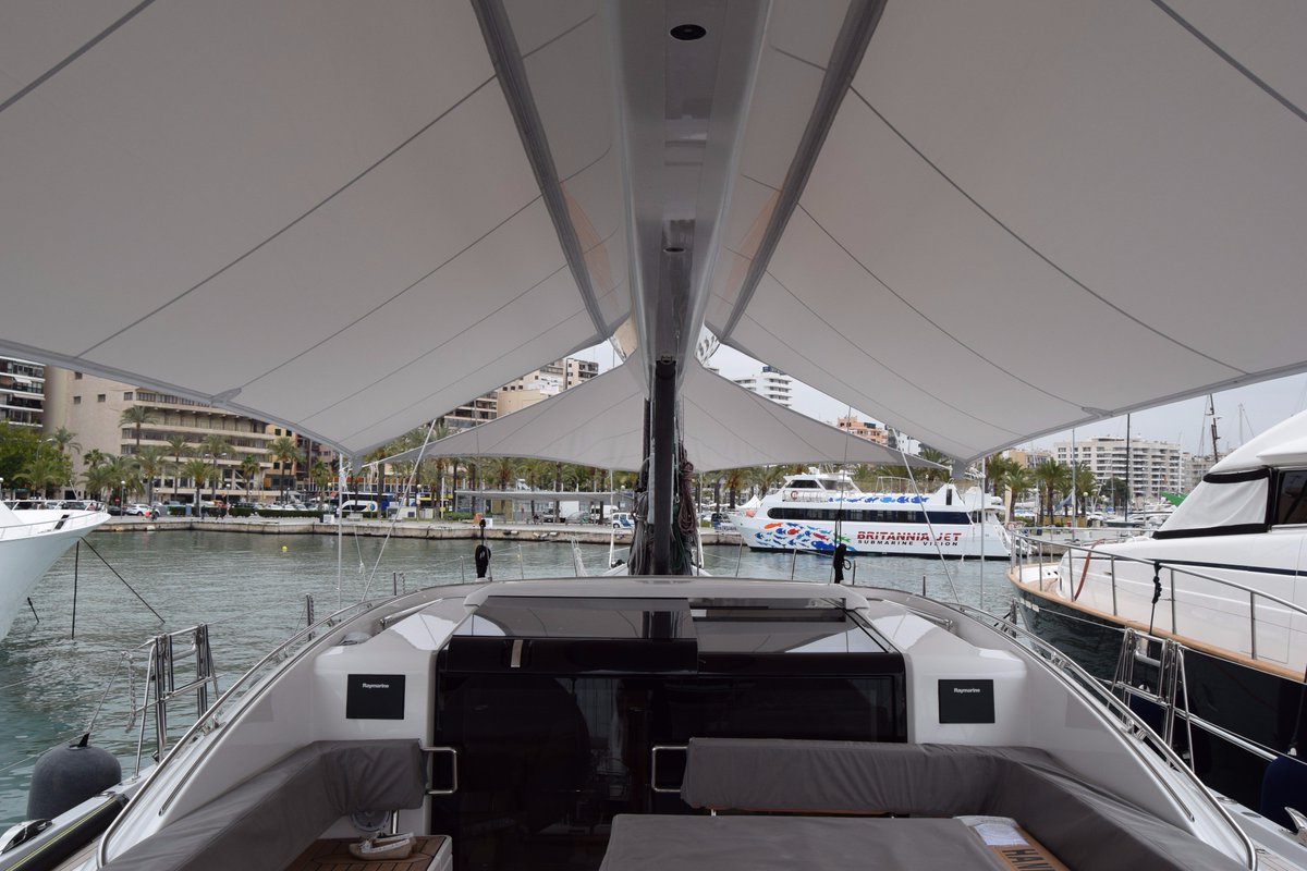 DolphinPalma's tweet photo. Efficiency and energy saving are becoming an ever larger focus of #superyacht design. We create shade and coverage solutions to lower internal temperatures, reducing the loads on AC and auxiliary power units. Visit us at stand 10.520 in the @metstrade #superyachtpavillion https://t.co/kfhTxpAsz7