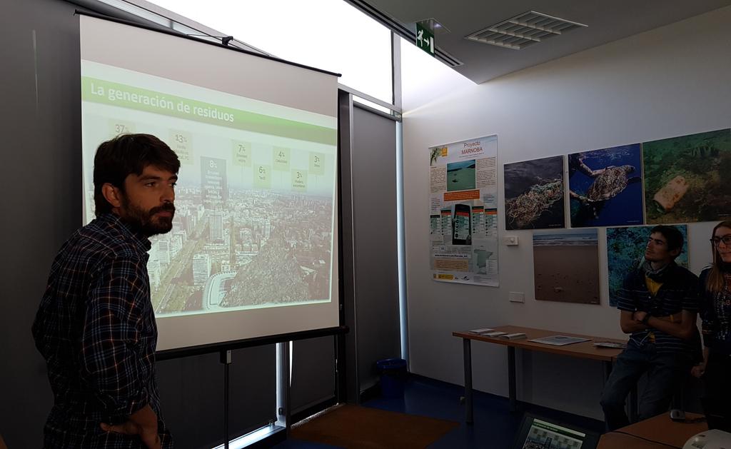 Vertidos_Cero's tweet photo. La importancia del reciclaje #EconomíaCircular #MasterGestionTratamientoResiduosUAM @ecoembes_com @ecocampusUAM #SemanaCienciaMadrid #appMarnoba #VertidosCero https://t.co/V6BkTlw1dP