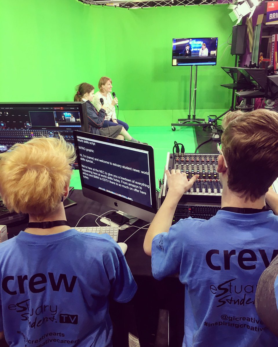 GI_ESTV's tweet photo. The virtual set is go and already proving popular! #SkillsShow17 @SkillsShow #hall17 @newtekemea #tricaster #greenscreen https://t.co/Adt1HpnJ0V