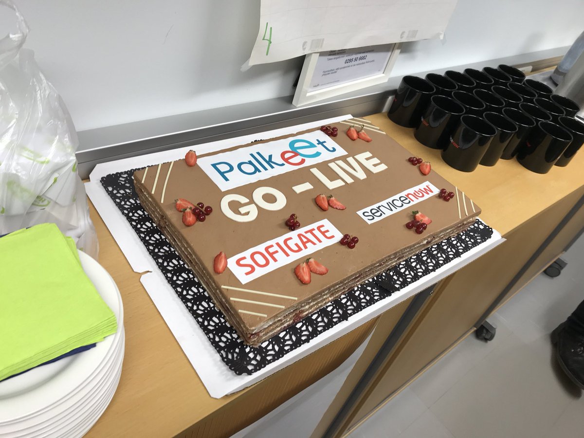 MikkoTalsi's tweet photo. Aihetta juhlaan!
Koko valtionhallinto hurjalla aikataululla @PalkeetFi:n huippupalautetta saaneen portaalin käyttäjiksi.
Yhdessä kvartetilla @PalkeetFi @Valtori_ @Sofigate @servicenow https://t.co/oXdJs9IYvC