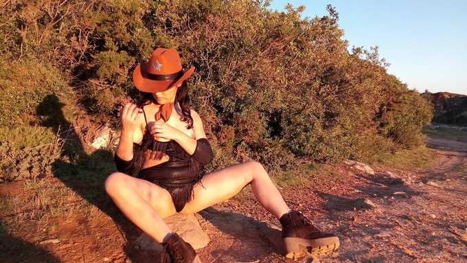 #goodmorningworld I wish a wonderfull day to all my #followers #lovers &amp; #friends. Dont worry be #happy<a href="/tag/goodmorningworld"class="tags">#goodmorningworld</a><a href="/tag/friends"class="tags"><span>#friends</span></a><a href="/tag/happy"class="tags"><span>#happy</span></a><a href="/tag/followers"class="tags"><span>#followers</span></a><a href="/tag/lovers"class="tags"><span>#lovers</span></a>