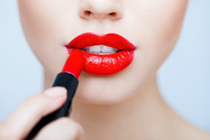 drtalaverano's tweet photo. La doctora @magelesmedina es experta en el aumento y perfilado de labios con ácido hialurónico. 👄 pide cita 👉 966 61 52 00
#aumentolabio #ácidohialurónico #arcocupido #perfiladolabios #medicinaestética #labiossensuales https://t.co/bZ1T4XptGB