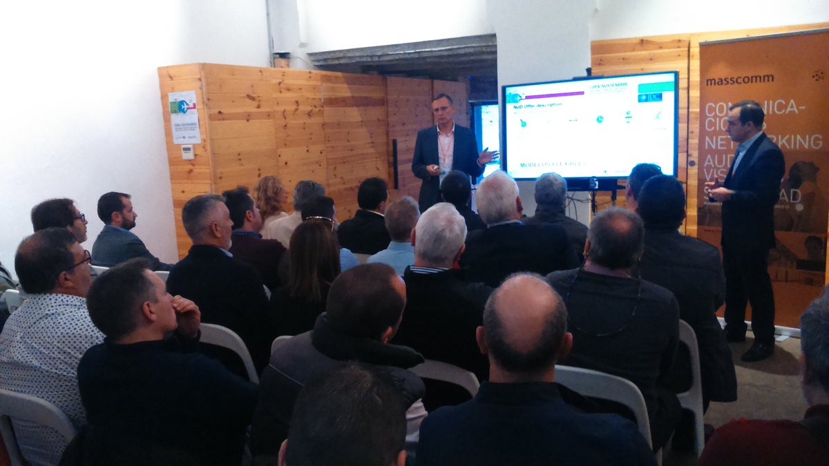 raul_marin_d's tweet photo. Gira @ALUEnterpriseES y @masscommInnova en Valencia. Ceferino Agüeros y @ArturoMG_ALE #stellarwlan #NetworkOnDemand https://t.co/BNaj9PkgRP