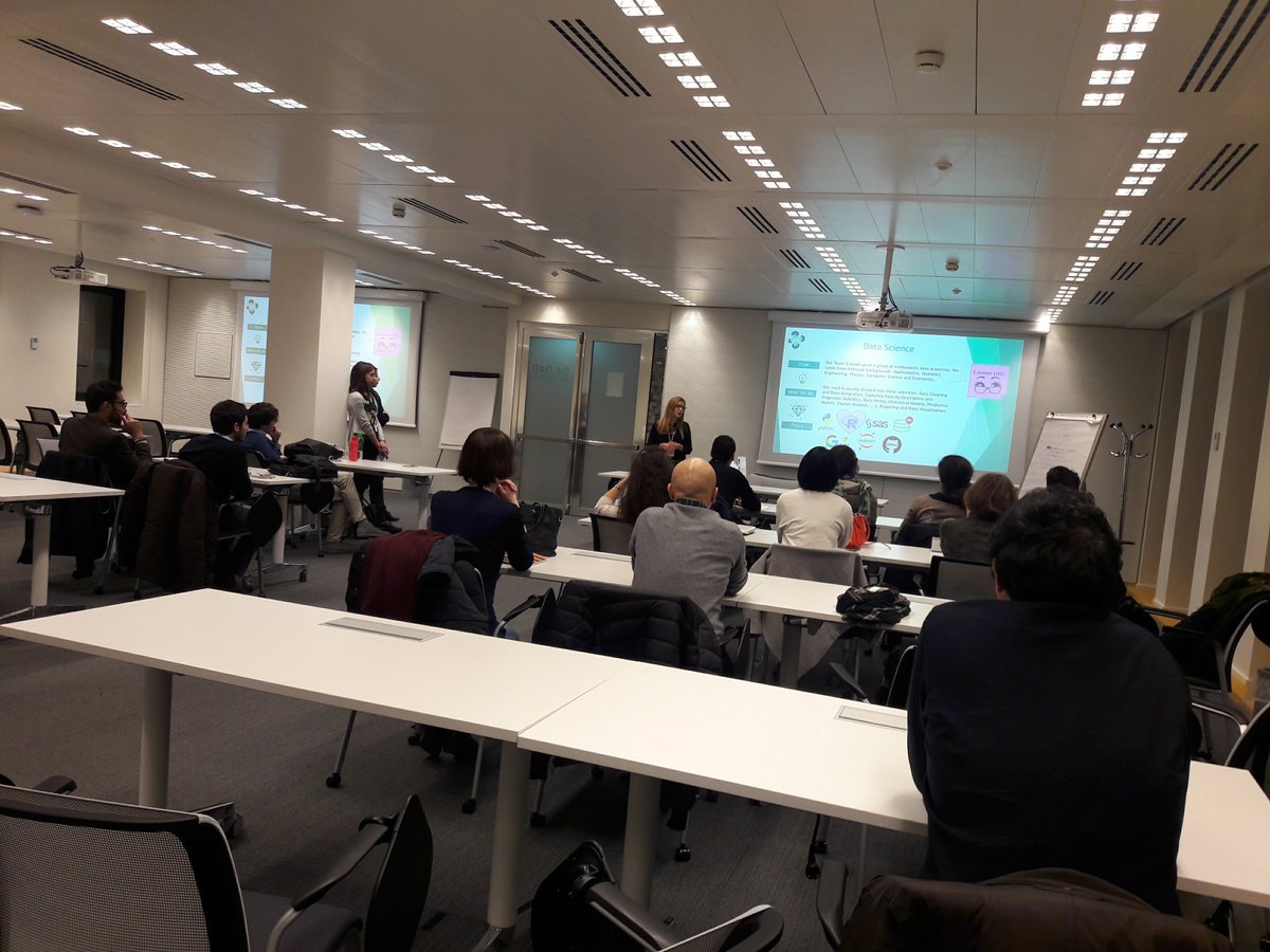 RladiesMilan tweet media