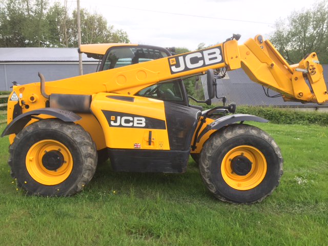 PlanetCranes's tweet photo. 2013 #JCB 530/70 #FARMSPECIAL
#auction #JCBused #buyJCB #usedconstructionequipmentforsale
#telehandler #loader
https://t.co/kLr30L5fvp https://t.co/sDO4YXzgLO