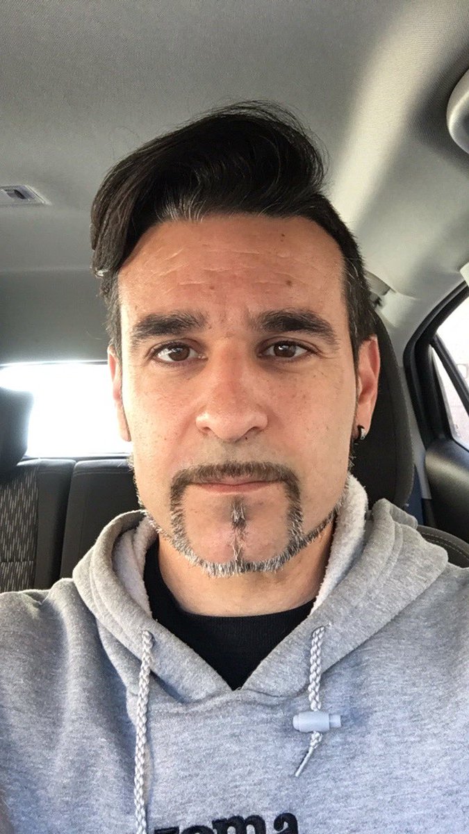 Fam, ya estoy por aquí de vuelta.
Siento la tardanza.
Os mantendré informados de mis pasos.
Gracias por la espera!!!!!!