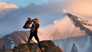 ArmathwaiteCPS's tweet photo. The Eagle Huntress https://t.co/8pff0o1nUM https://t.co/OW0Q6SXVWT