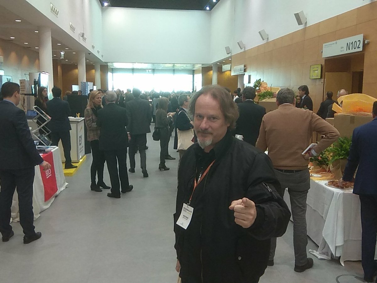 malasuerrte's tweet photo. Gracias a #JornadasIAI por compartir con #mundohacker estas jornadas tan interesantes https://t.co/RgI8uuEvOU