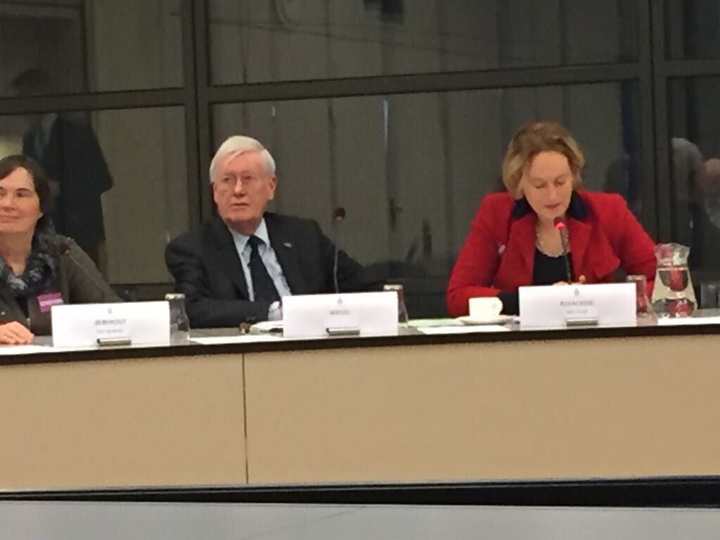 KBO-PCOB in Tweede Kamer bij monde van Hagar Roijackers: “handen af van wet Hillen.”