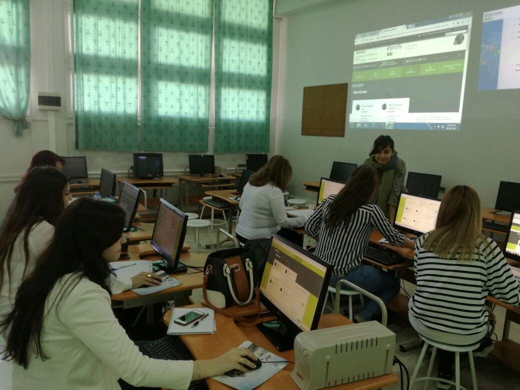 weeger_math's tweet photo. Premier @telier du numérique pour le réseau #labelfranceducation et découverte de #IFprofs Liban. A bientôt pour le 2eme @telier en décembre! Merci a l'Ecole FDLC pour son accueil! https://t.co/dlU7ZeRM96
