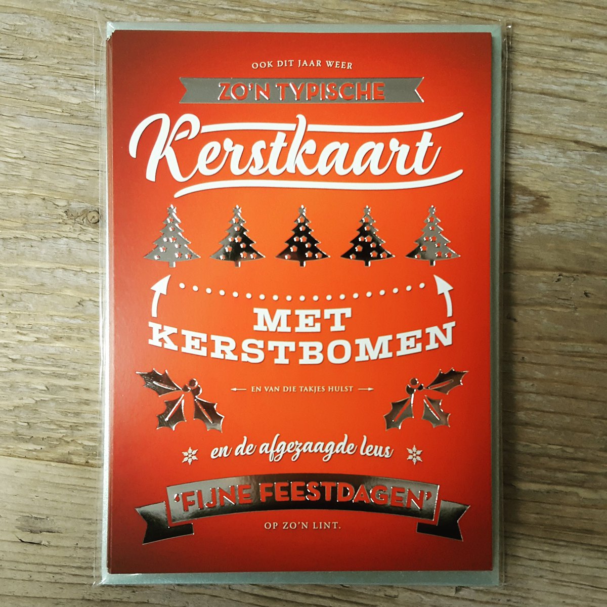 Verstuur dit jaar voor de verandering eens een typische #kerstkaart 😃🎄 kwokshop.nl 

(RT en maak 3x kans op een pakje)