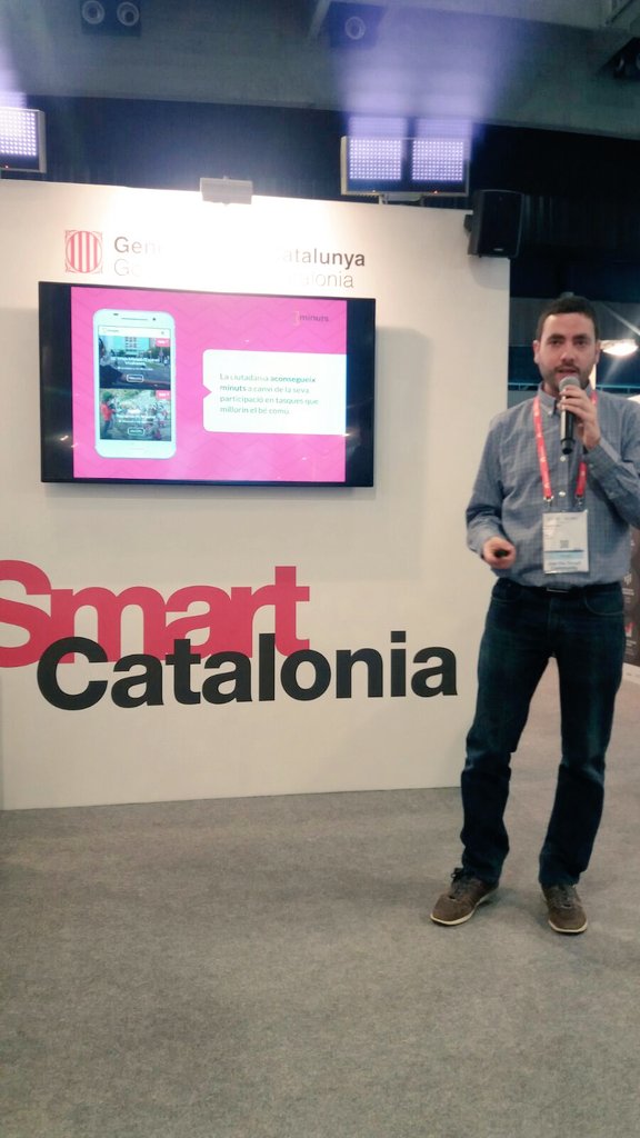 MinutsCat's tweet photo. Ahir al #SCWEC17 vam presentar https://t.co/8DE19T4Ett a l'stand de la @gencat conjuntament amb @VilafrancaAj! Seguim avançant! #SmartCAT #SmartcatChallenge https://t.co/x6cbm4mGx7