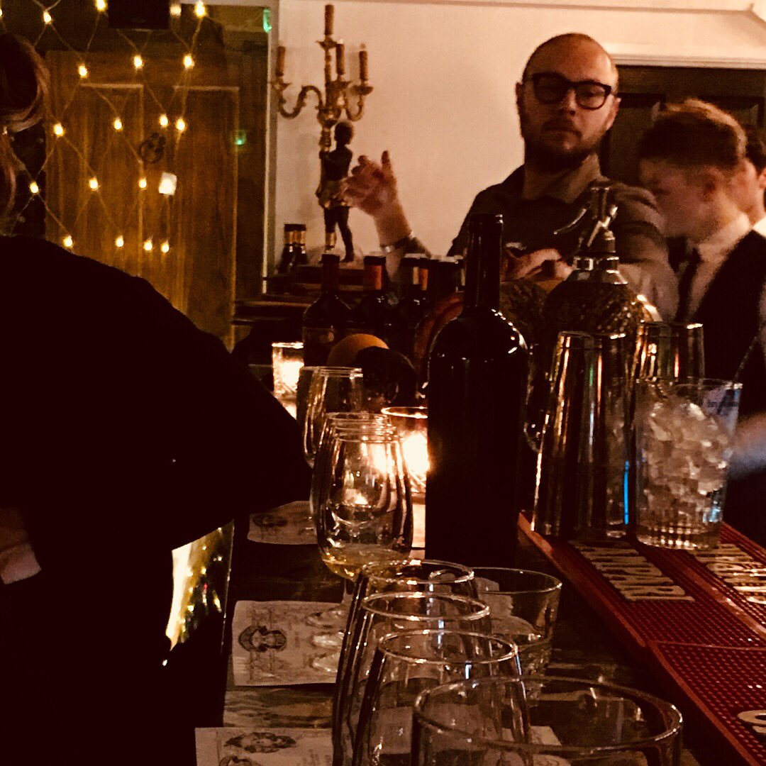 astrumwines's tweet photo. We had an awesome evening at @porco_rosso_bar last night! Thanks to the Porco Rosso boys for having us, Gianfranco for presenting the fantastic Del Professore range and all those who came out to see us #delprofessore #astrumbar https://t.co/8qo8mbjFw6