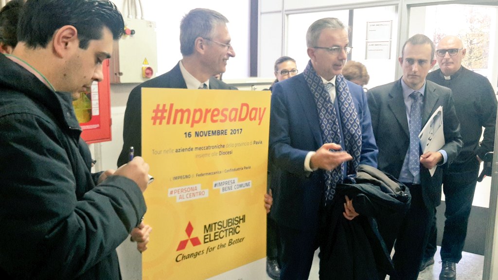 Federmeccanica's tweet photo. Energia sicura,sostenibile e competitiva per l'Europa? Si fa a #Zeccone Ultima tappa del nostro splendido tour nelle "eccellenze imprenditoriali" pavesi.Entriamo in #MitsubishiElectric #Pavia avia #ImpresaDay https://t.co/1iDF7K1aw4