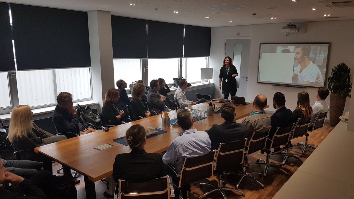 Timing_nl's tweet photo. Met interessante sprekers en een een boeiend kijkje in de keuken was het een geslaagde Inspiratiemiddag bij onze partner Stelrad! #wijdoen #inspiratie https://t.co/16HJK8qanz