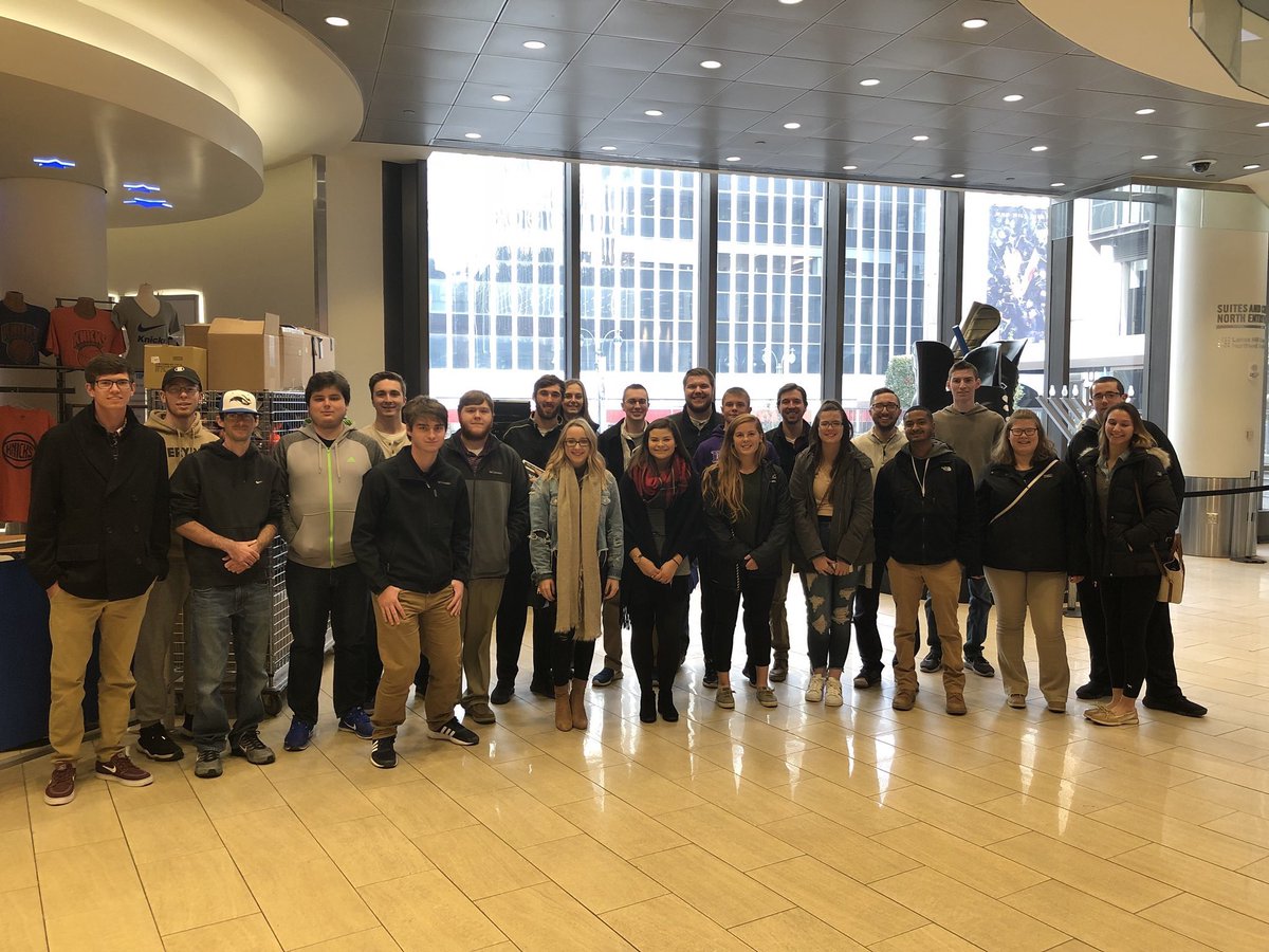 KBarker_41's tweet photo. We’re in NYC for #NUSMA. Madison Square Garden Tour and @smalls107 speaking to our group at our hotel for a great day 1. Onto day 2. https://t.co/OLLc4o0UkR
