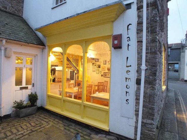 CharlesDarrowUK's tweet image. Delighted to announce the #completion of Fat Lemons. Good luck to the new owners. #totnes #cafe #southhams #southwest #ThursdayThoughts #Sold #OpeningSoon #ThursdayMotivation  #SocialEnterpriseDay