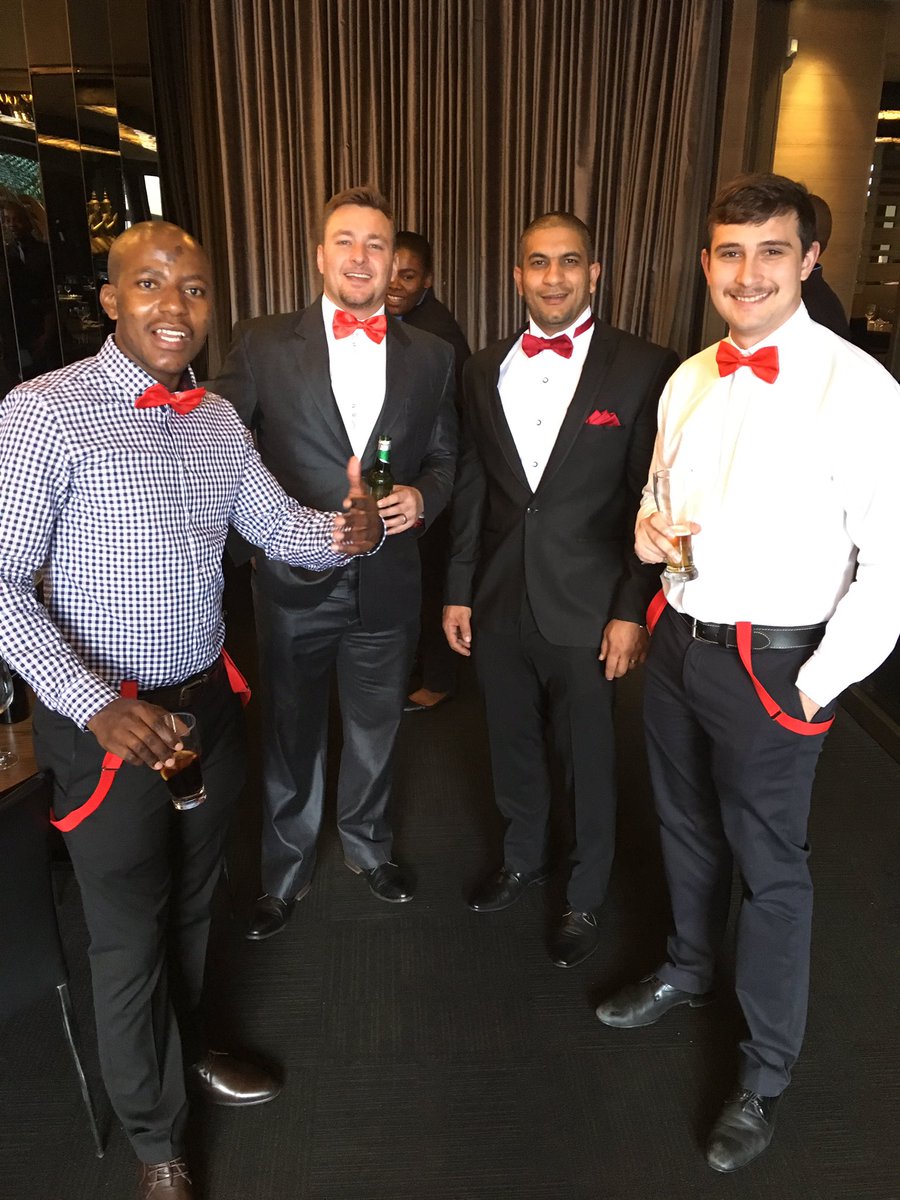 cnandco's tweet photo. The stylists guys and beautiful ladies from @itooexpert having pre-drinks @WangthaiSandton before tonight's @IIGauteng gala dinner. #cheers https://t.co/LZVMUketyW