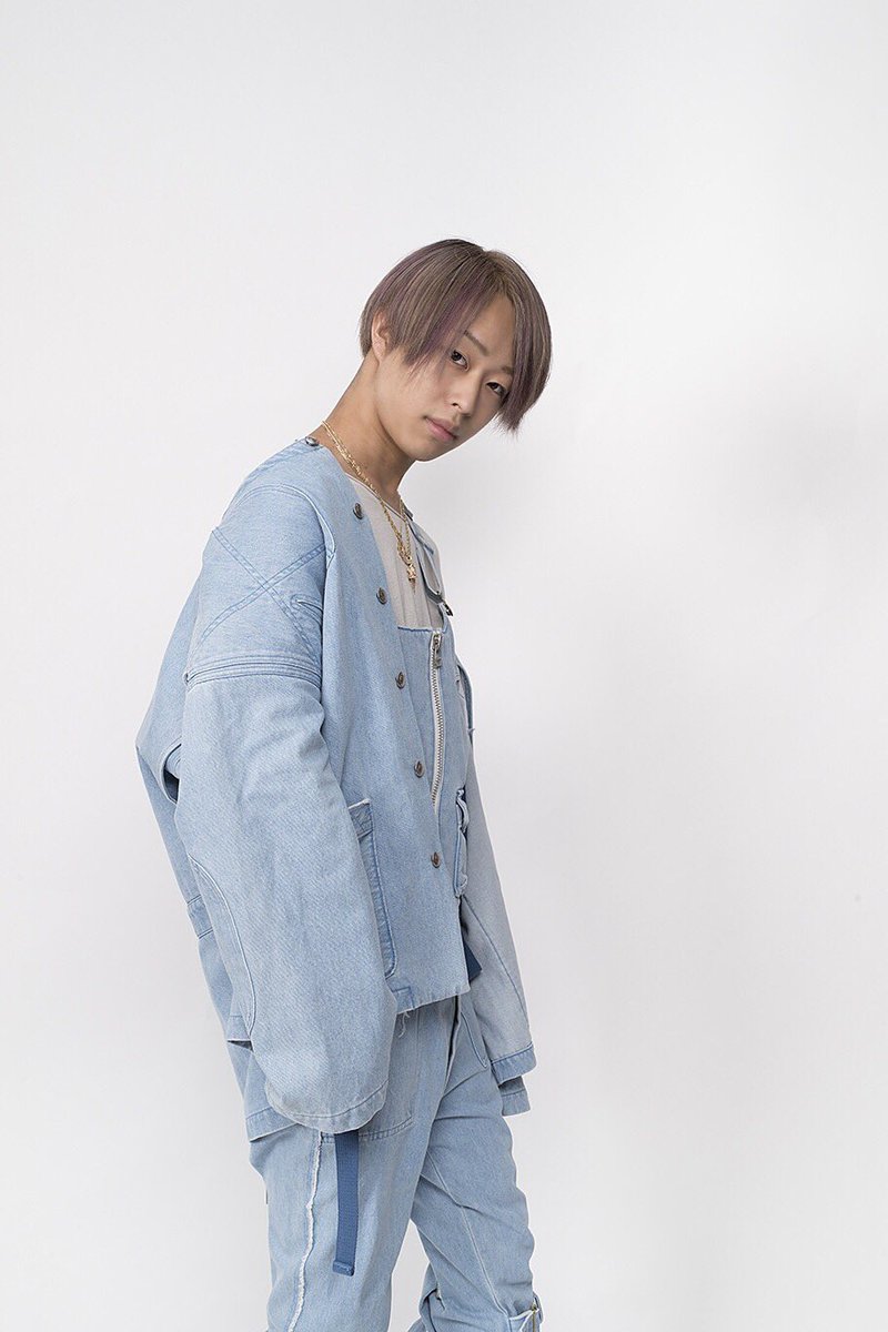 Answer 19歳になりました 4月に東京に上京して 応援してくれる人たち 夢を追いかけさせてくれる両親 事務所 新しい仲間も沢山でき 沢山の人に支えられていると感じる1年間でした 歳までに更に大きな発表が沢山できます これからも