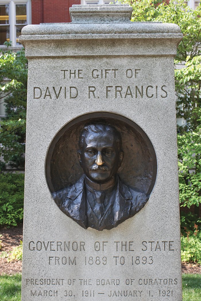 bbramell243's tweet photo. Do you know why this statue of David R. Francis has a discolored nose? It's because students rub it before exams, and it is said that it will give you good luck on your exam. Try it for yourself! #MGMT3300F https://t.co/Uv1dOGjvvQ