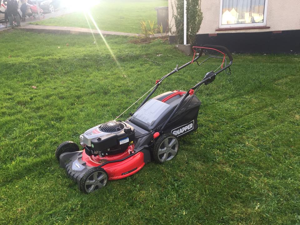 LEWISMOWERS's tweet photo. We are pleased to announce that we have been appointed as snapper dealers. We now have Tractors, walk behind mowers and the new 82v battery range in stock.  https://t.co/4ompyowMmu https://t.co/xOjTfpszXo