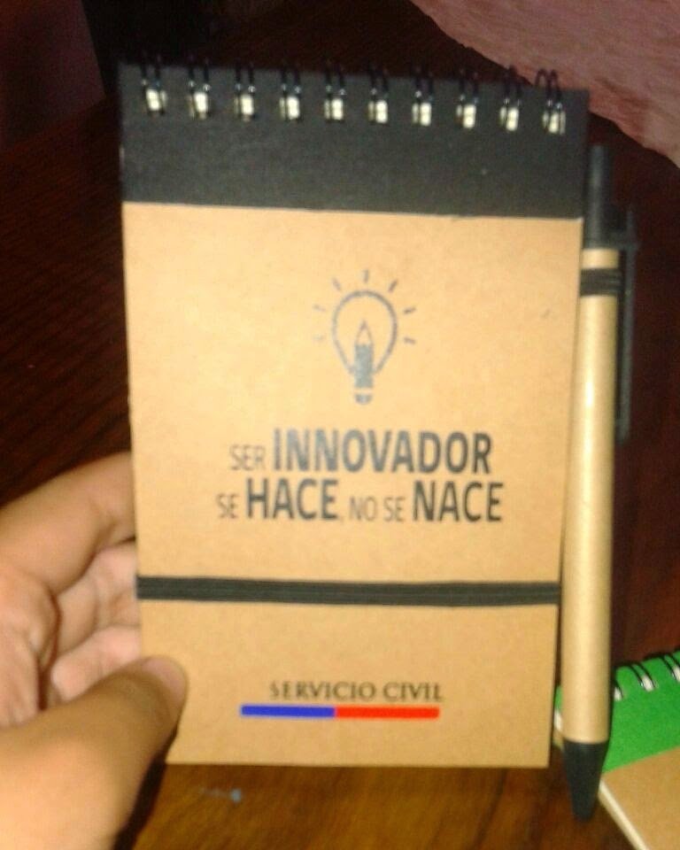 PuntoAd's tweet photo. #buenosdias #buenavibra #libretasbonitas #libretaspersonalizada #libretaseco #lapicespersonalizados #bolígrafo #conlogos #regalos #findeaño #regalonavidad #puntoad https://t.co/oX79YYnCbN