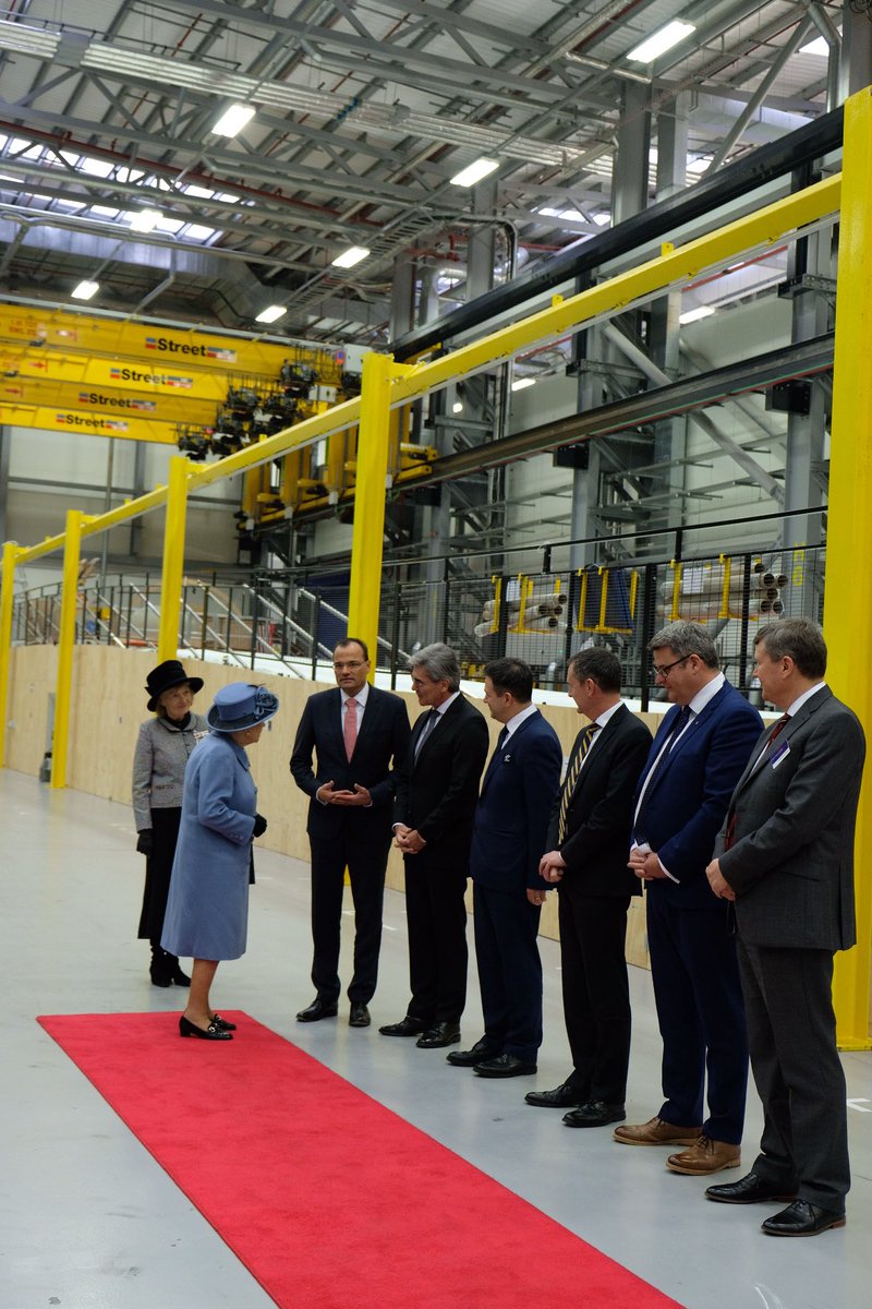 The Queen is visiting wind turbine blade factory, Siemens Gamesa Renewable Energy to see the blade production line, meet operatives & watch a demo of their work. #RoyalVisitHull