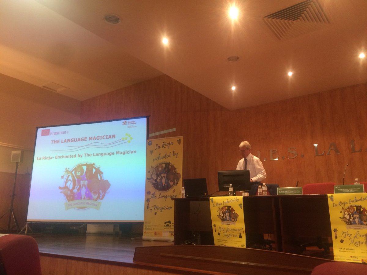 educarioja's tweet photo. Próxima intervención @StevenFawkes https://t.co/yMKNjyDX0u  #LMagic #larioja #logroño https://t.co/RMNK9fGz2c