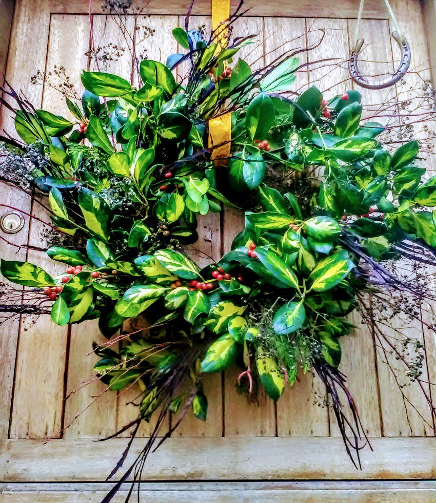 WhiteDoveLMK's tweet photo. Get crafty this #Christmas #CreateYourOwnChristmas order now - Free shipping in Ireland/UK as our gift you! #MakeItCrafty @gardentags https://t.co/8khlHnNkmr https://t.co/Nds8myirn1