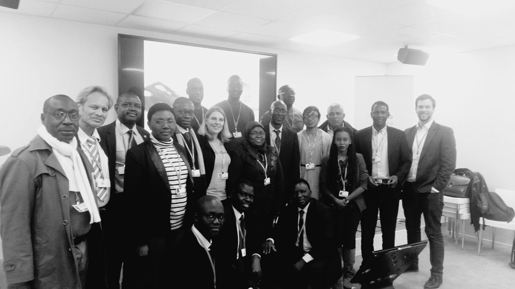 endaenergylinks's tweet photo. @secou_sarr  réitère l'engagement de @endaenergylinks dans la mise en oeuvre de l'Alliance sur le marché carbone.
#SideEvent Alliance Carbon market
#COP23 
#EndaCop23 https://t.co/L9iDqJcfl4
