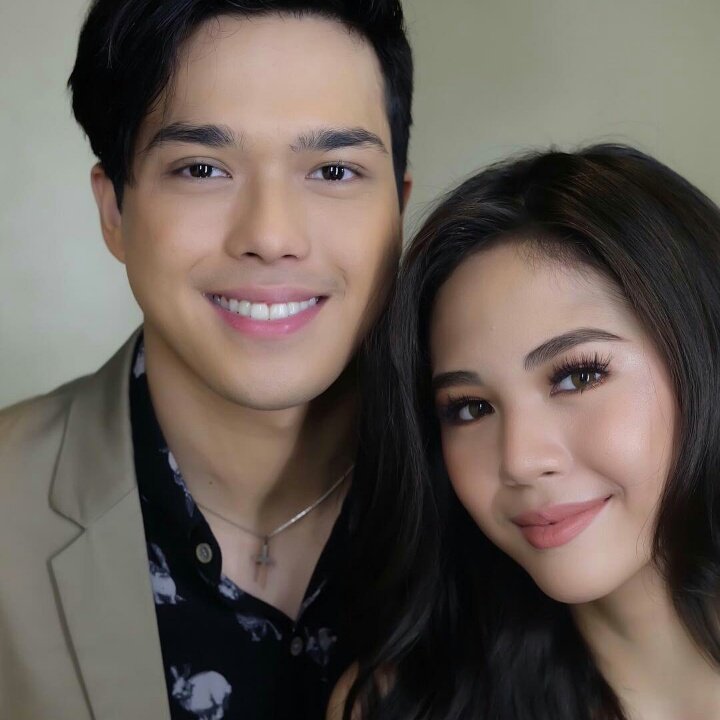 probinsyanakooo's tweet photo. Pra akong tanga nkatitig lng sa mga pics ng EN...paano na Kya pg personal ko cla mkkita?

#MFTLSforMMFF https://t.co/8LEj1loknf