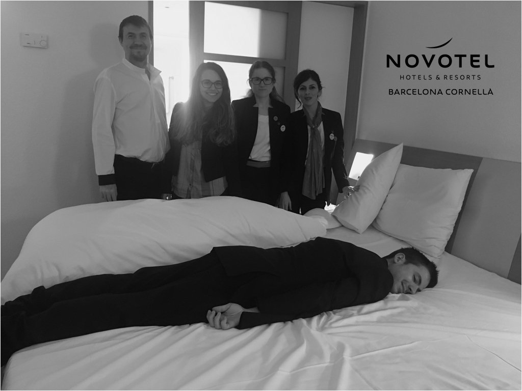 novotelcornella's tweet photo. Tenemos muy cerquita el aeropuerto así que si vienes por trabajo no lo pienses más porque #novotelbarcelonacornellà cuidará de tu descanso nada más aterrizaaaar
#happytoseeyou https://t.co/NQMkbycqsq
