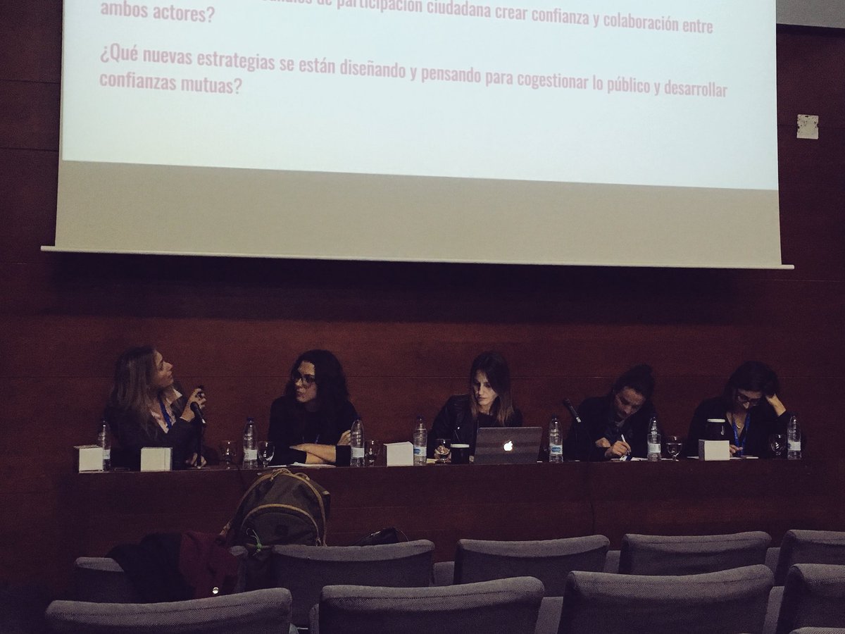 jorgeresina's tweet photo. Arranca panel de lujo en @CLAD_Org sobre confianza y gobierno abierto @GIGAPP coordina @CeciliaGuemes con @AitanaMas @logan4105 @vickyande #LorenaRuiz #CLAD2017 https://t.co/Yfj1Oxxm74