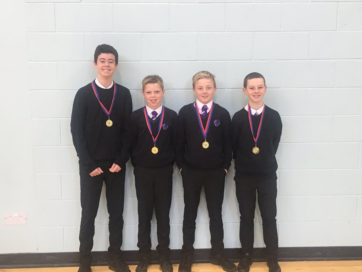 ClydeviewPE's tweet image. Inverclyde schools cross country championships - S1/2 girls and S1/2 boys gold medalists 🏃🏼‍♀️🏃🏼🥇 well done Hannah, Erin, Sarah, Emma, Caleb, Matthew, Harris and Darren #lovethemud @clydeview_a @ActiveSchoolsIC @InverclydeAC @GGHarriers