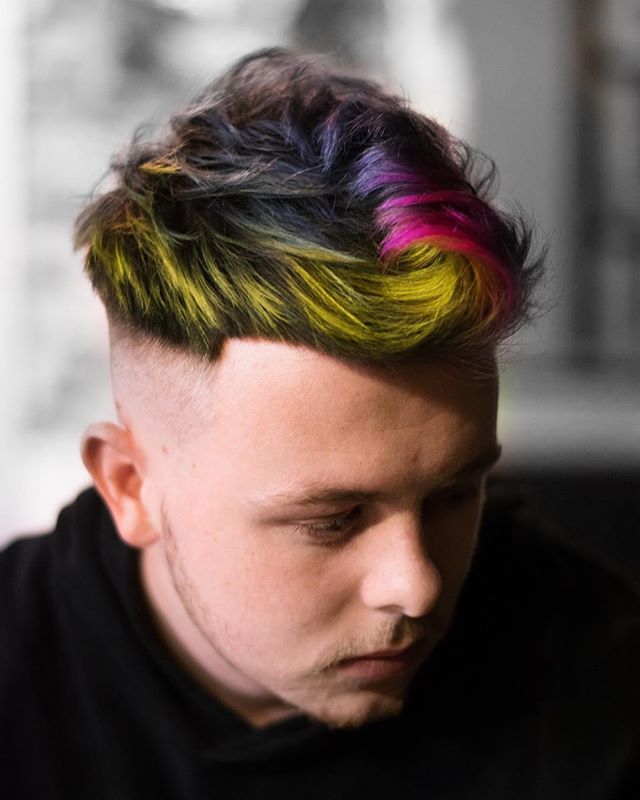 manicpanic_uk's tweet photo. Fresh Creative Colour from Sponsored Artist @JarredsBarbers Jarreds #manicpanic #MPPro https://t.co/81xOHElSn0
